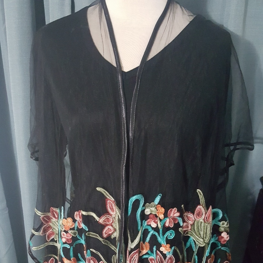 Floral embroidered  kimono / coverup